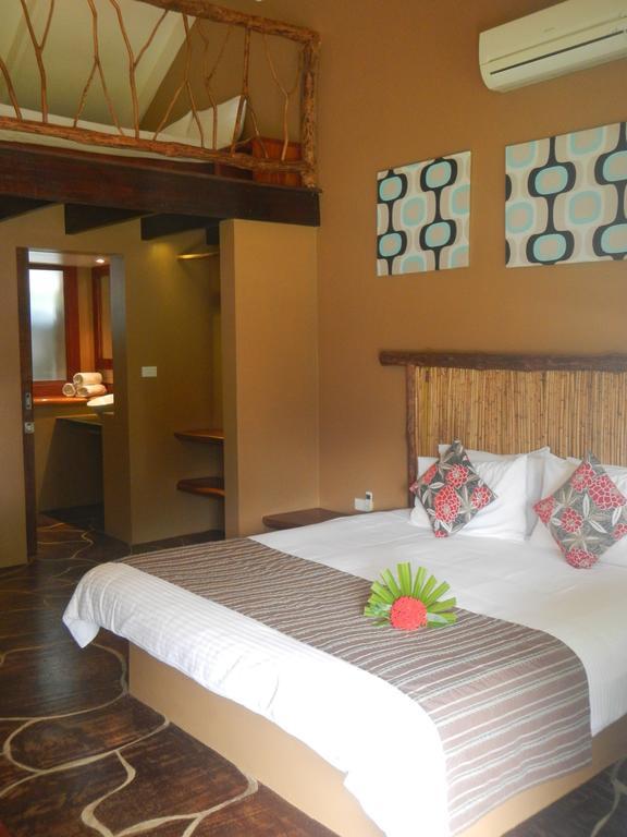 Club Oceanus Resort Pacific Harbour Eksteriør billede